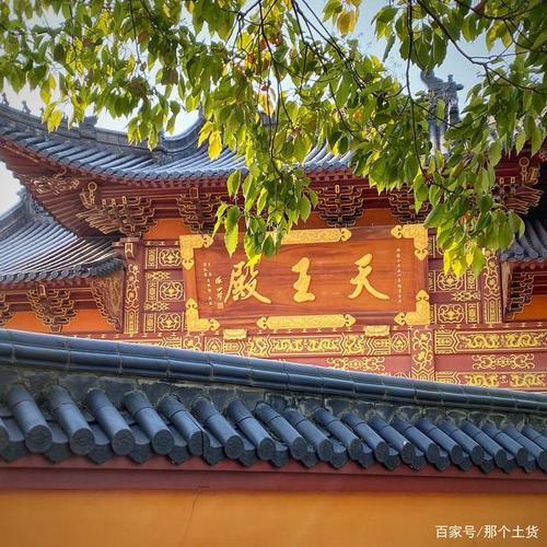 浦东外高桥保税区旁的宝莲庵,重修之后规模大了很多