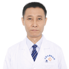 常勇刚医生曾任北京三甲医院耳鼻喉科主任,现任山西长庚耳鼻喉医院