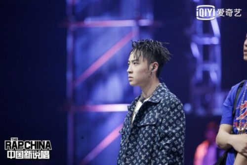 《中国新说唱》rapper两幅面孔大起底 冰块哥ice球场发散初恋魅力