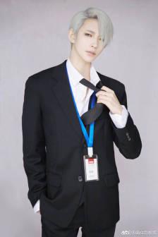 收集   点赞  评论  熊祁 0 8 诺n诺  发布到  熊祈 图片评论 0条