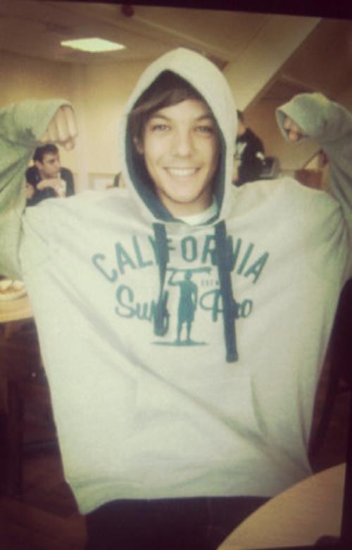 louistomlinson from one direction