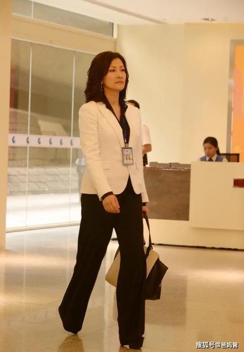 《鉴证实录》《妙手仁心》,tvb女神陈慧珊早年经历曝光,励志