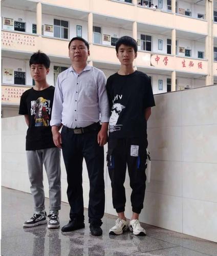 赣源中学学子获市学科竞赛一等奖!
