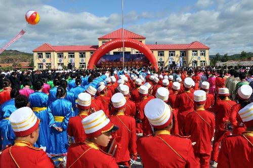 内蒙古扎兰屯市南木鄂伦春民族乡庆建乡60周年