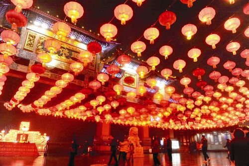 玉佛山新春庙会赏花灯过大年