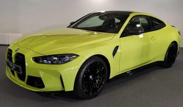 宝马m4百公里油耗多少 宝马m4油耗一公里多少钱(0.9-1