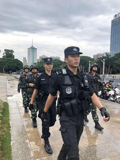 "特警 武警"强强联合!全市启动公安武警联勤防控工作