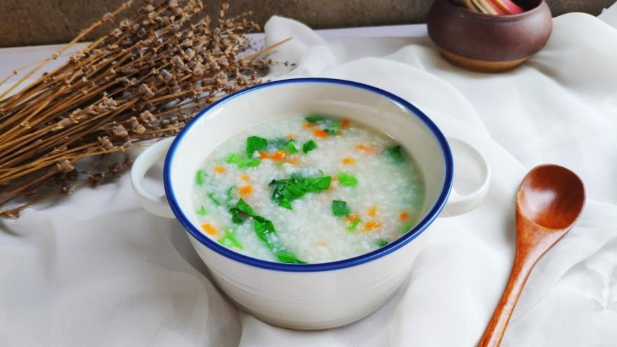快手早餐 胡萝卜青菜瘦肉粥