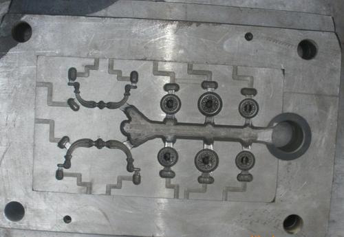 熔断器铜压铸模具及产品