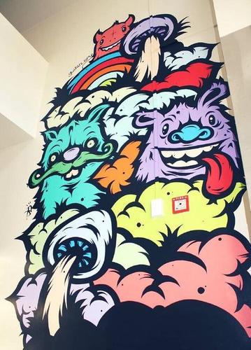 热门主题     假如是街头涂鸦式的墙绘,那么能够直接运用灌装的喷漆