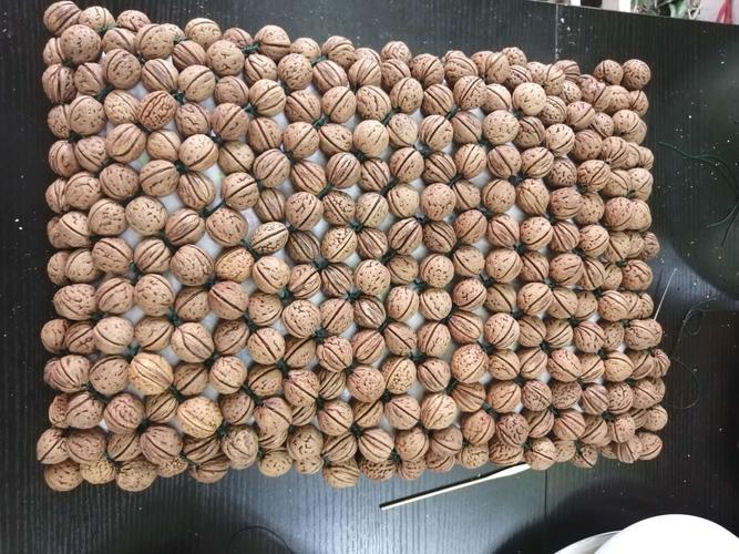 野桃核制作枕头的详细图解