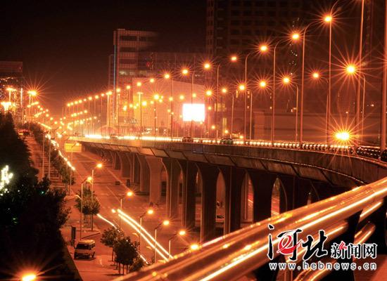 武安建成河北县级市中第一座高架桥 邯郸最长-中山大街;城市高架桥