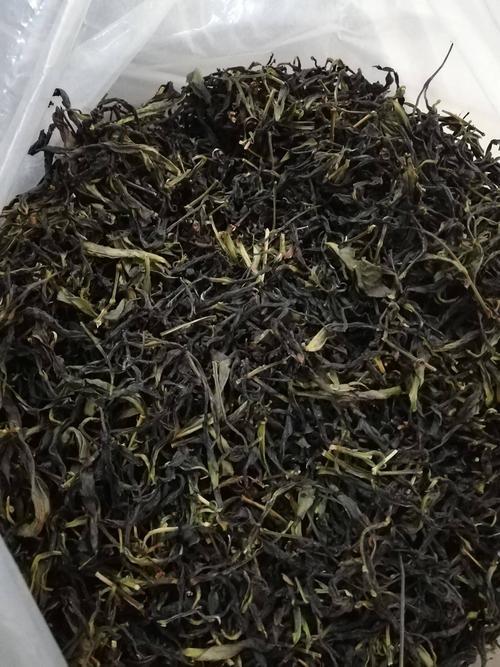 凤凰单丛 鸭屎香,乌叶