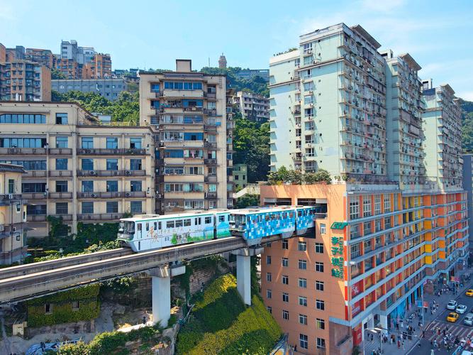 重庆轻轨李子坝站