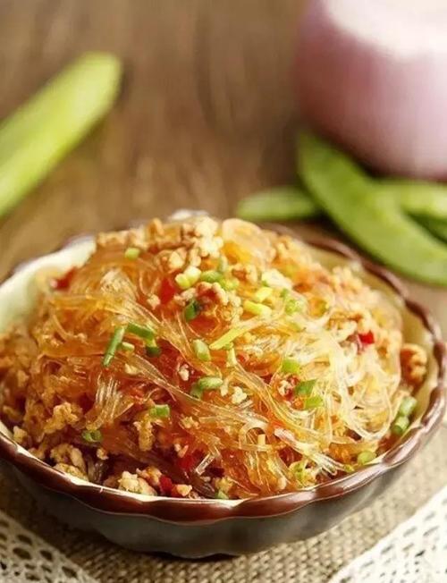 蚂蚁上树