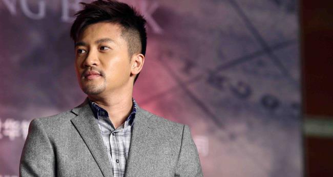 苏有朋的爱人是经纪人amy原来一直在身边看来近水楼台啊