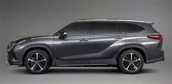 一汽丰田版汉兰达来了疑似悬挂皇冠标识