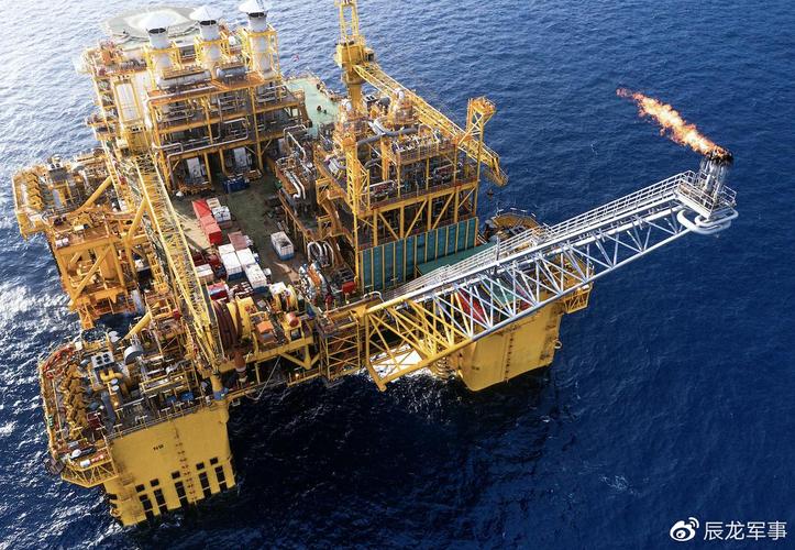 排水量直超美国航母中国这1大国重器是啥到底有啥特殊作用