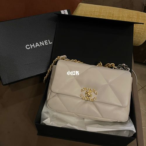 chanel 19_香奈儿怎么样_chanel_时尚_箱包