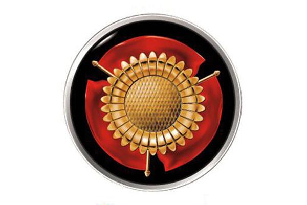 在内部融入了红黄两种颜色,相比现款的金葵花logo更具时尚感