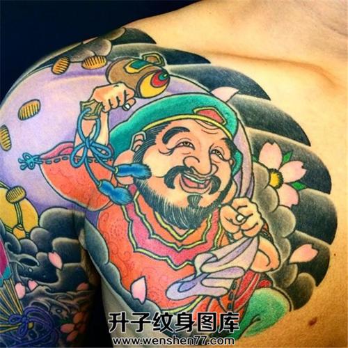 日式传统男性半甲纹身