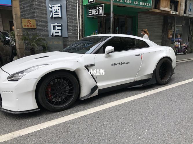 折翼战神gtr-r35宽体coolpad_杭州湖滨银泰in77攻略_杭州湖滨_汽车