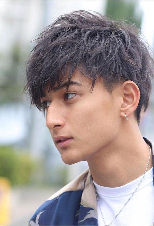 男生短碎头发炫出帅气度 演示男性酷气短头发造型