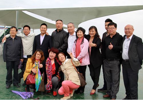 潍坊企业家俱乐部受邀参加寿光天妃宫祈福法会暨第二届民俗文化节庙会