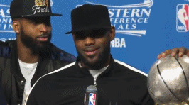 詹姆斯:我还没乔丹那么秃,不过也快了