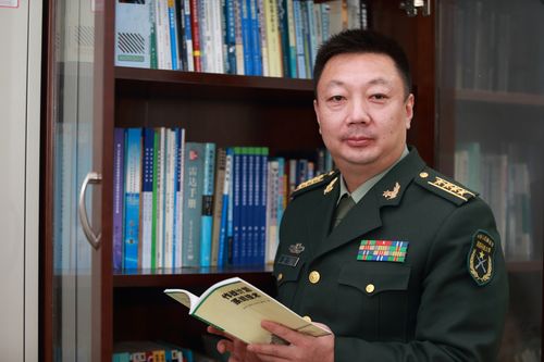 军队科技进步一等奖2项,军队科技进步二等奖6项,军事科学优秀成果二等