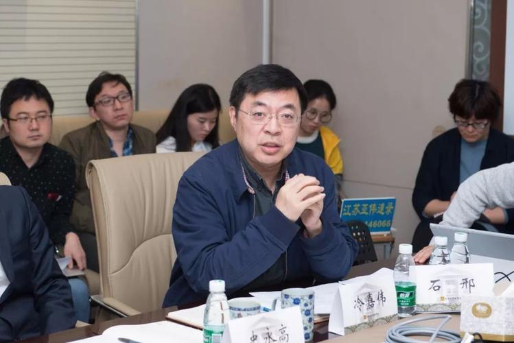 学所面临的新挑战;李向锋副书记总结并剖析了学生参与本次大讨论的主