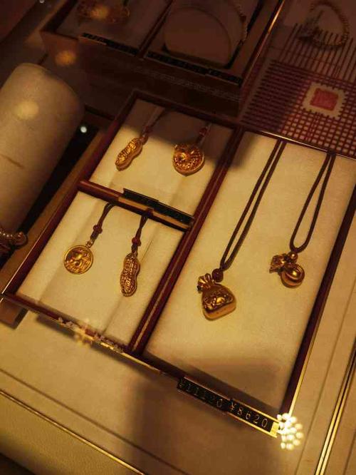 越王古法黄金合生汇(合生汇)-"前些天去合生汇逛街,看到一层大厅有一