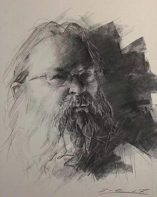 画皮画骨难画魂,他用木炭条画出来的人物,让人惊叹!