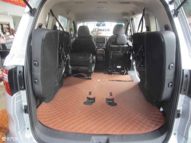 新车抢先看---7万不到的mpv之金杯f50!