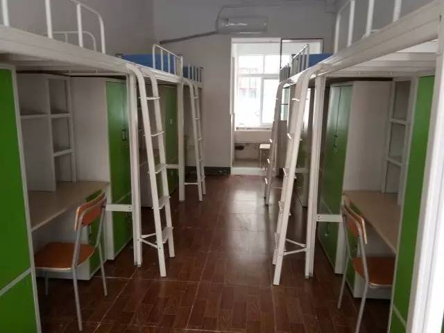 近一个多月,黄冈职院发生了好几件大事……听听副市长