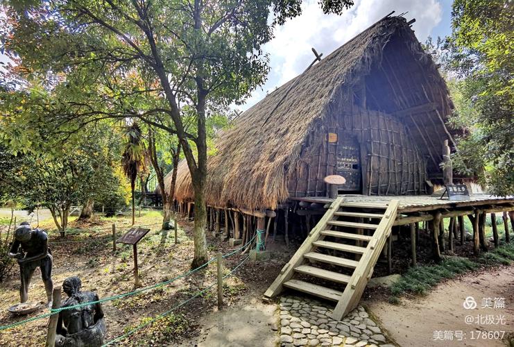 中华七千年河姆渡文化遗址