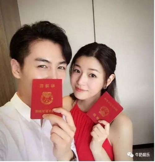 陈晓陈妍希喜得爱子,怎么都还在跟别人恋爱?