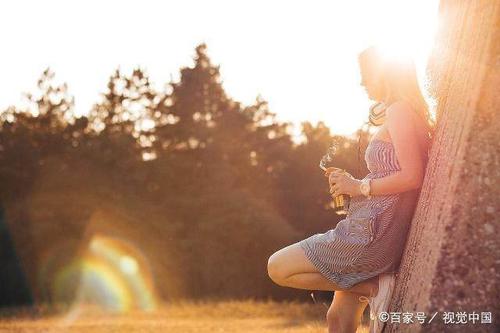 女人有这几个表现,暗示她已经变心了!