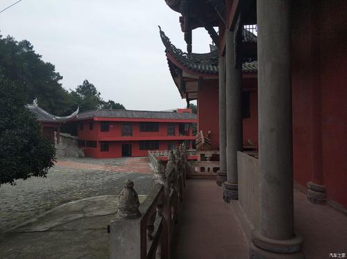 观庄严佛像 赏百年古寺 2017冬日云篆寺祈福游记