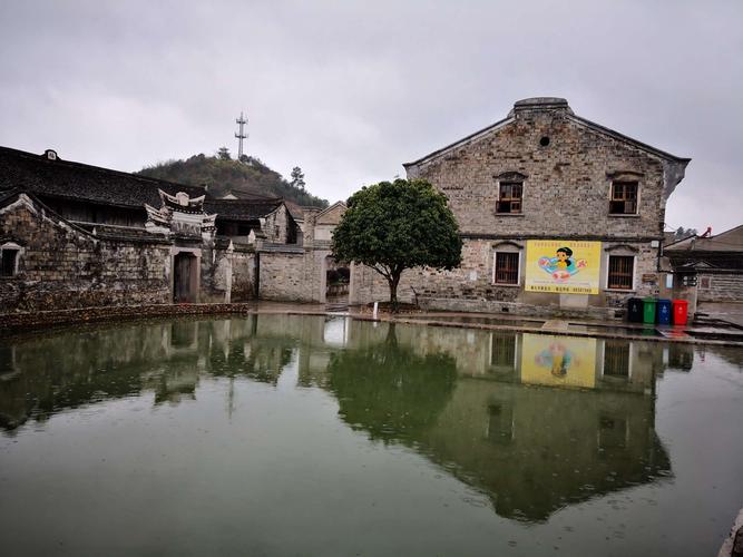 奉化区裘村镇马头古村