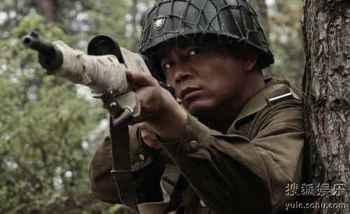 横店影视海斌工作室制作的电视剧《遍地狼烟》于2011年12月29日在山东