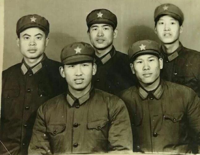 铁道兵五师汽车营(25团)汽车一连集体