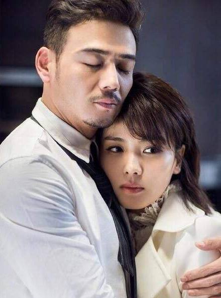 刘涛和其他男星合照都是"本本分分",唯独和他却是"