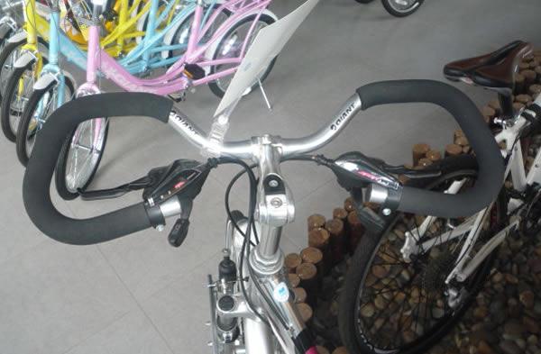 正品配件手套公路自行车旅行车蝴蝶海绵套管高密度自行车把套