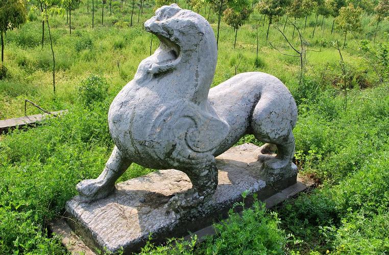 江苏丹阳  水经山失考墓石刻