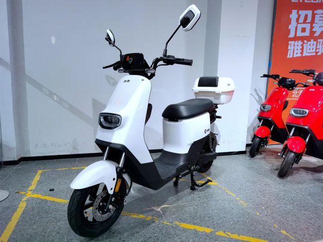 原价:3799元雅迪de3电动车(尾箱版)仅限量50台!下手要快!