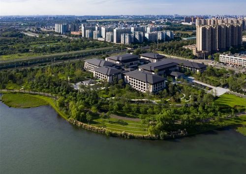 品牌·西南亲子酒店top榜·盛美利亚】不出国门,坐拥锦城湖奢华视角