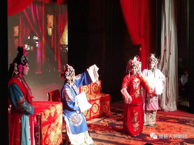 陇县人民剧团走进东风镇杜阳村