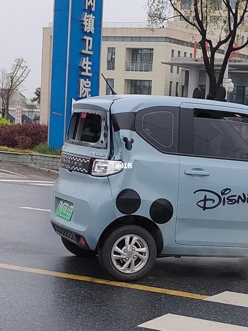 五菱宏光mini首撞_五菱宏光mini_五菱怎么样_4s店_汽车_汽车其他