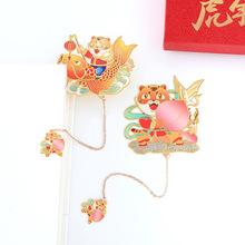 生肖虎年黄铜书签中国风文创校园礼品金属团扇镂空书签厂家现货